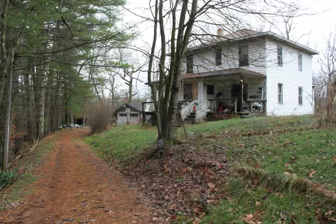 108 Lost Ln, Camden On Gauley, WV 26208