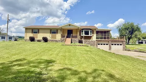 221 Freeman Hill Rd, Bridgeport, WV 26330