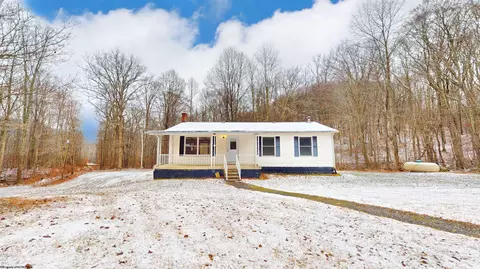 60 Stonehouse Hollow Rd, Grafton, WV 26354