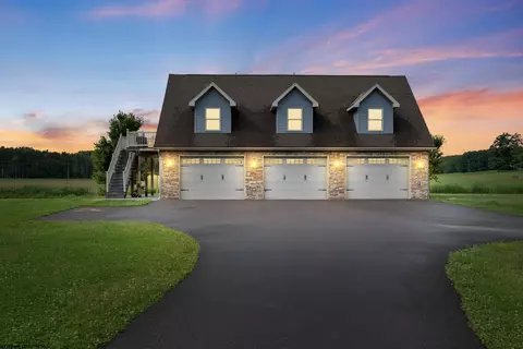 274 Horseshoe Dr E, Bruceton Mills, WV 26525