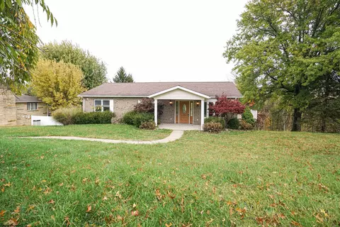264 Lynn Dr, Moundsville, WV 26041