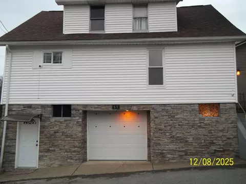 65 N Walnut St, Shinnston, WV 26431