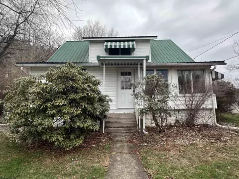 487 Old Route 33 (rr), Weston, WV 26452