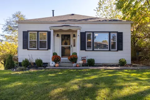 422 Worthington Dr, Bridgeport, WV 26330