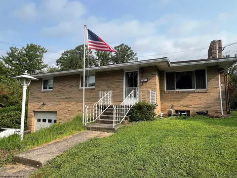 421 Western Ave, Morgantown, WV 26505