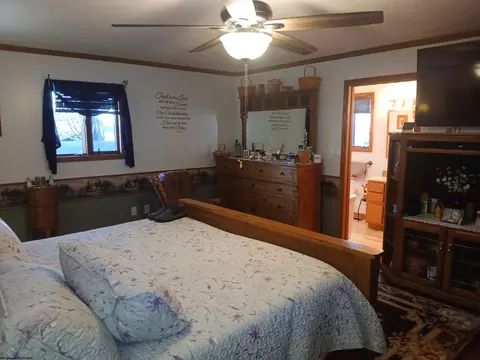 Bedroom - 200 Nelson Rd, Thomas, WV 26292 photo 4 of 4