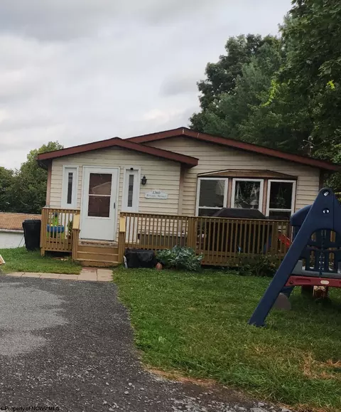 1360 Bitonti St, Star City, WV 26505