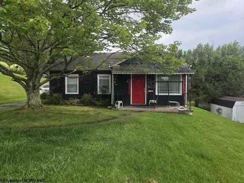 1205 Woodland Cres, Fairmont, WV 26554