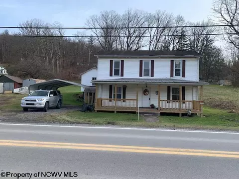 145 Row Ave #BELINGTON, Junior, WV 26275