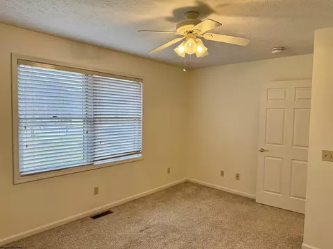 Bedroom - 410 Pineview Dr, Thomas, WV 26292 photo 3 of 5