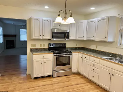 Kitchen - 410 Pineview Dr, Thomas, WV 26292 photo 2 of 2