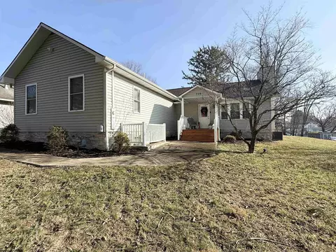 510 James St, Bridgeport, WV 26330