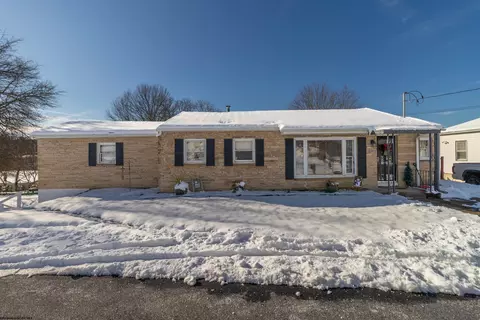 133 Gordon St, Bridgeport, WV 26330