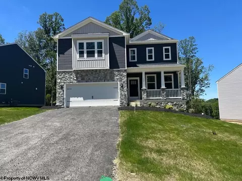 335 Dye Ln, Morgantown, WV 26501