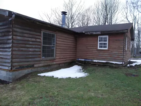 352 Arlington Ave, Terra Alta, WV 26764