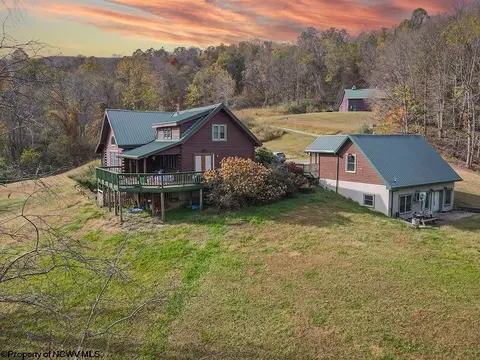 302 Smokey Mountain Rd, Lost Creek, WV 26385
