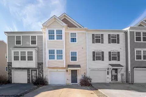 115 Tee Dr, Maidsville, WV 26541