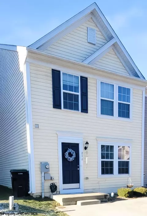 212 Kingsbury Ct, Fairmont, WV 26554