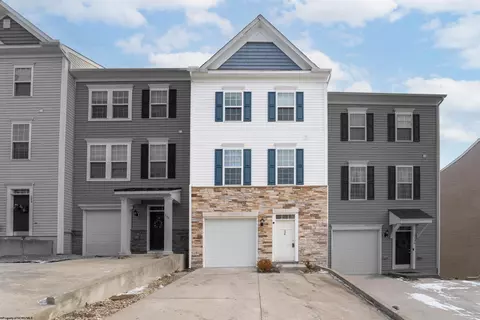 138 Inlet St, Morgantown, WV 26508