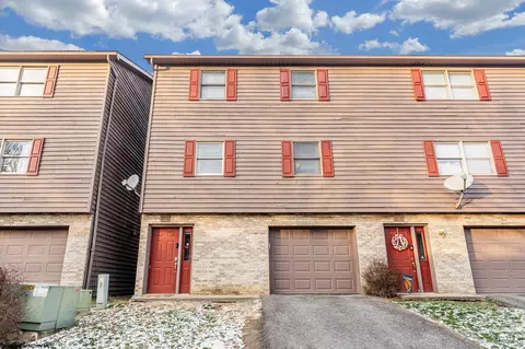 212 Stonegate Cir, Morgantown, WV 26505