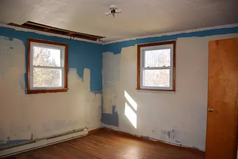 Bedroom - 714 Seneca Trl, Beverly, WV 26253 photo 4 of 5