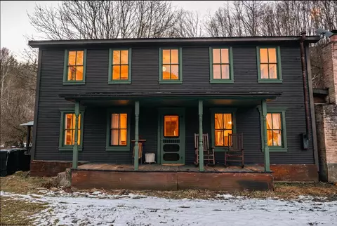 Exterior - 4054 Piney Fork Rd, Pine Grove, WV 26419 photo 2 of 6