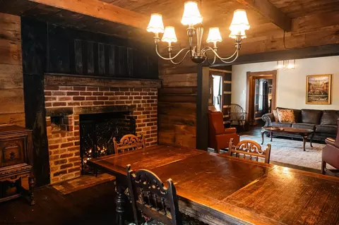 Dining - 4054 Piney Fork Rd, Pine Grove, WV 26419 photo 5 of 6