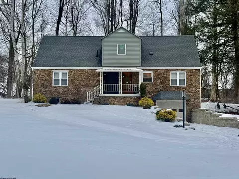 1563 Fairmont Ave, Fairmont, WV 26554
