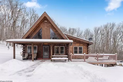 2032 Digman Rd, Philippi, WV 26416