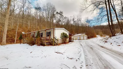 830 Beech Lick Rd, Horner, WV 26372