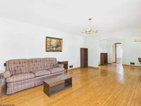 Living - 84 Wabash Ave, Philippi, WV 26416 photo 2 of 2