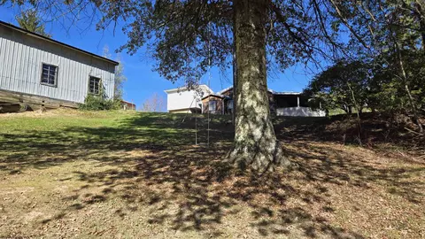 Exterior - 7419 Union Rd, Philippi, WV 26416 photo 13 of 15
