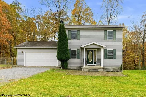 46 Oakridge Ln, Bridgeport, WV 26330
