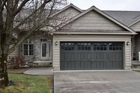 110 Edgewater Dr, Elkins, WV 26241