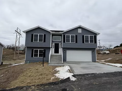 155 Summits Rdg, Morgantown, WV 26508