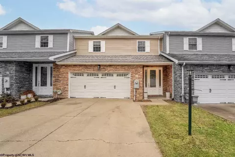 12 Turnstone Dr, Morgantown, WV 26505