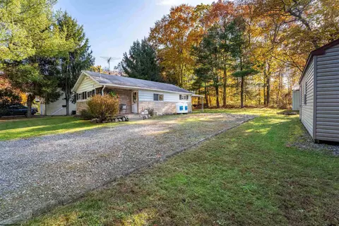 612 Beaumont Dr, Morgantown, WV 26508