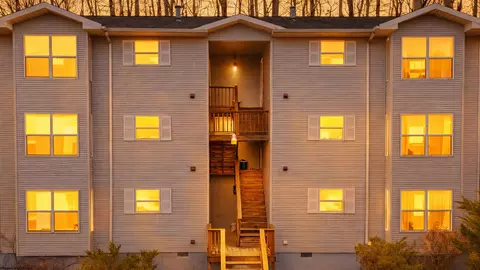 200 Stewart Ln, Morgantown, WV 26505
