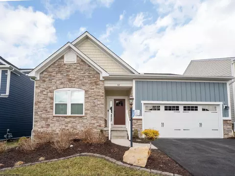 82 Lavista Dr, Morgantown, WV 26508