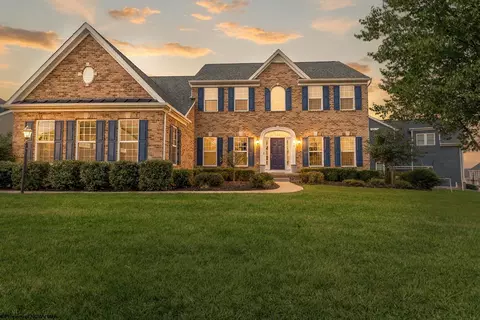 77 Falling Water Ln, Morgantown, WV 26508