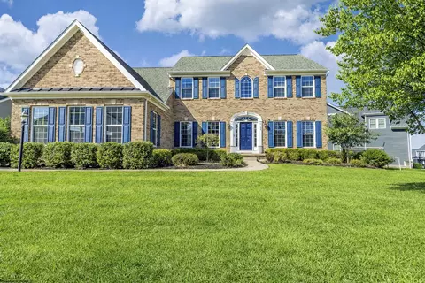 77 Falling Water Ln, Morgantown, WV 26508