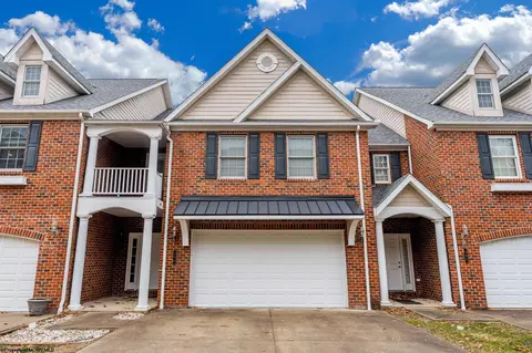 404 St Andrews Dr, Morgantown, WV 26508