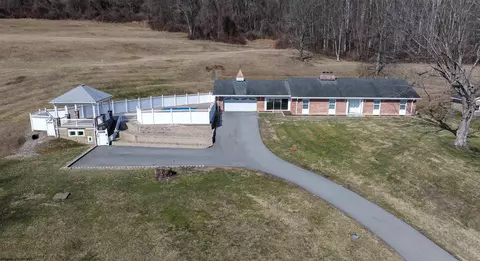 3574 Freedom Hwy, Fairmont, WV 26554