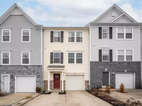213 Birds Eye View Dr, Morgantown, WV 26501