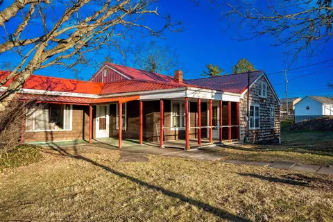 1224 Eastern Ave, Morgantown, WV 26505
