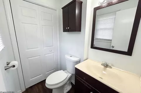 Bath - 7 Everson Dr, Philippi, WV 26416 photo 3 of 3