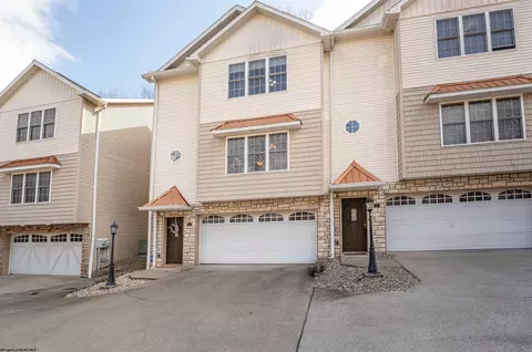 114 Claremont Ct, Morgantown, WV 26501