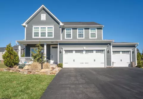 259 Falling Water Ln, Morgantown, WV 26508