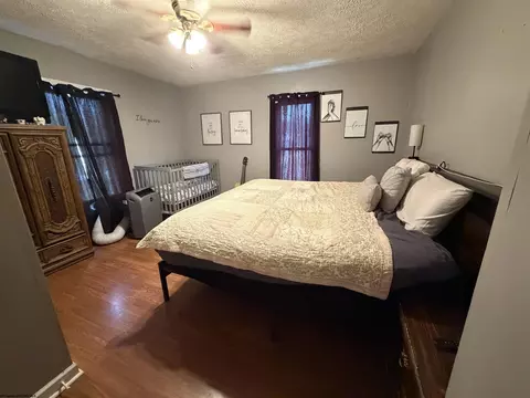 Bedroom - 202 Meadow Ave, Mannington, WV 26582 photo 2 of 5