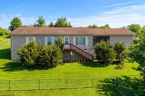119 Columbus St, Morgantown, WV 26501